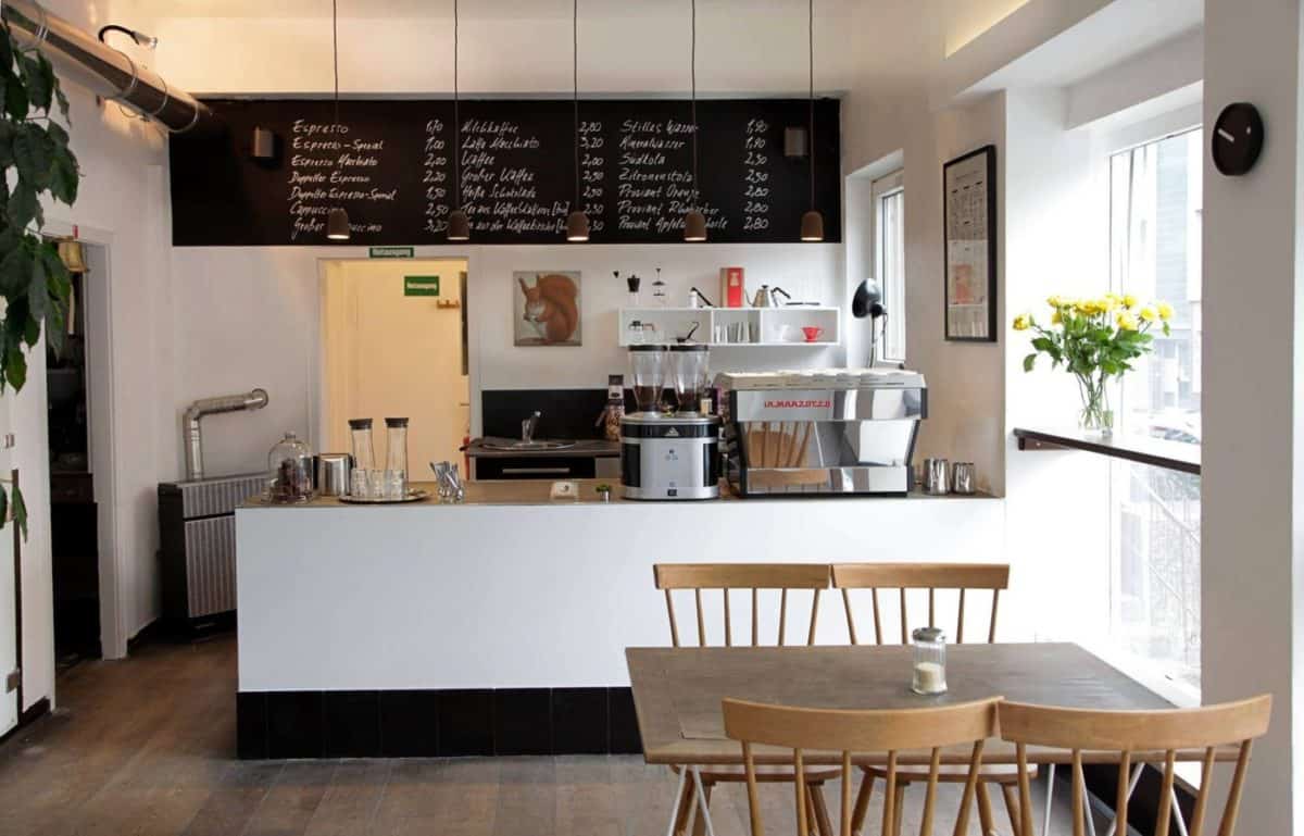 A view of the bar at Mókuska Caffè