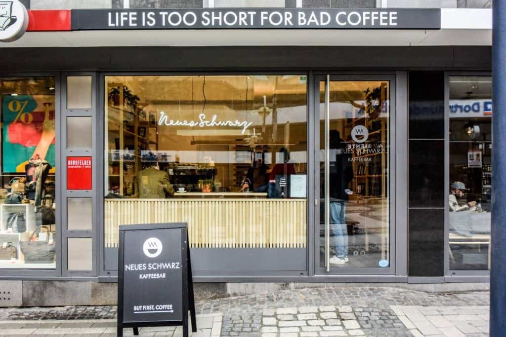 An outside view of Kaffeebar